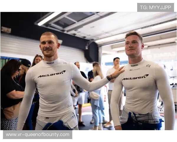 上海中心高塔竞速挑战赛11月举办,小萨马兰奇任赛事形象大使 上海中心高塔竞速挑战赛11月举办,小萨马兰奇任赛事形象大使